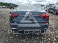 2017 Volkswagen Passat фото