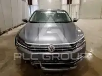 2017 Volkswagen Passat photo