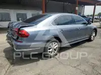 2017 Volkswagen Passat фото