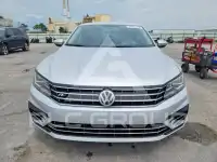 2017 Volkswagen Passat photo