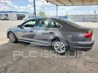 2017 Volkswagen Passat photo