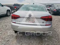 2017 Volkswagen Passat фото
