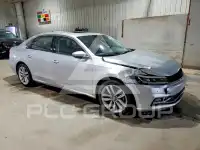 2017 Volkswagen Passat фото