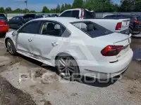 2017 Volkswagen Passat фото