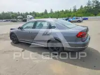 2017 Volkswagen Passat photo
