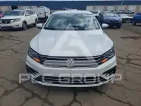 2017 Volkswagen Passat фото
