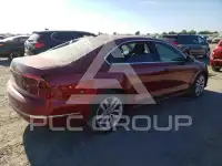 2017 Volkswagen Passat фото