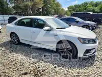 2017 Volkswagen Passat фото