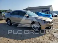 2017 Volkswagen Passat фото