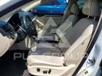 2017 Volkswagen Passat фото