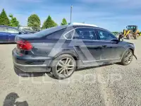 2017 Volkswagen Passat photo