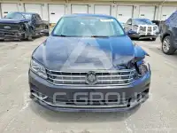 2017 Volkswagen Passat фото