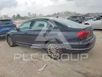 2017 Volkswagen Passat фото