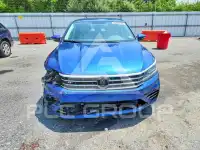 2017 Volkswagen Passat фото