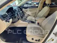 2017 Volkswagen Passat photo