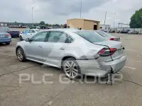 2017 Volkswagen Passat photo