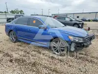 2017 Volkswagen Passat фото