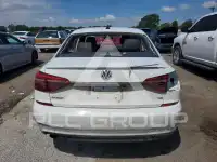 2017 Volkswagen Passat фото