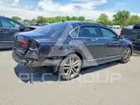 2017 Volkswagen Passat фото