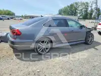 2017 Volkswagen Passat фото