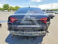 2017 Volkswagen Passat фото