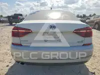 2017 Volkswagen Passat фото