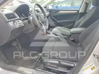 2017 Volkswagen Passat photo