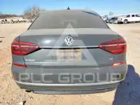 2017 Volkswagen Passat фото