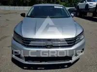 2017 Volkswagen Passat фото