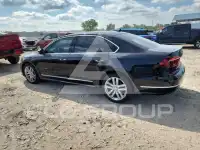 2017 Volkswagen Passat photo
