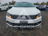 2017 Volkswagen Passat фото
