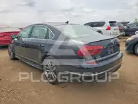 2017 Volkswagen Passat фото