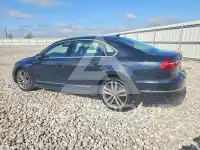 2017 Volkswagen Passat фото