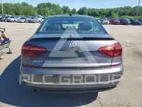2017 Volkswagen Passat фото