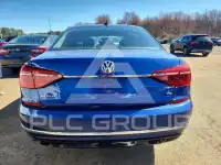 2017 Volkswagen Passat photo