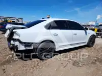 2017 Volkswagen Passat фото