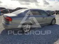 2017 Volkswagen Passat photo