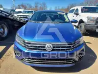 2017 Volkswagen Passat photo