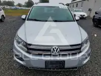 2017 Volkswagen Tiguan photo