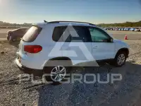 2017 Volkswagen Tiguan photo