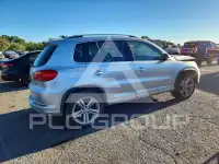 2017 Volkswagen Tiguan photo
