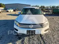 2017 Volkswagen Tiguan photo