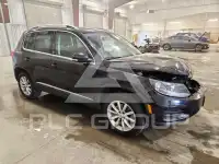 2017 Volkswagen Tiguan photo