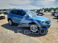2017 Volkswagen Tiguan photo