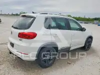 2017 Volkswagen Tiguan photo