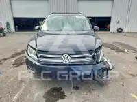 2017 Volkswagen Tiguan фото