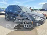 2017 Volkswagen Tiguan photo