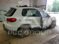 2017 Volkswagen Tiguan фото