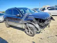 2017 Volkswagen Tiguan фото