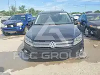2017 Volkswagen Tiguan photo